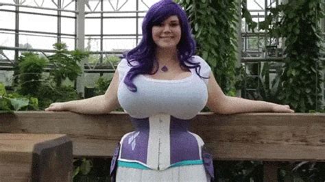 bog boobies|Big Tits GIF: 60+ Hottest Big Boobs Gifs on the Internet